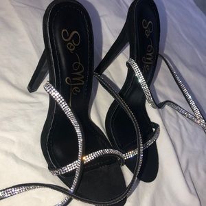 STRAPPY SEQUIN HEALS